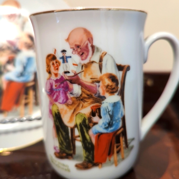 Norman Rockwell The Toymaker Vtg. 1982 Museum Mug Tea Cup/Saucer Set Christmas - Picture 3 of 10
